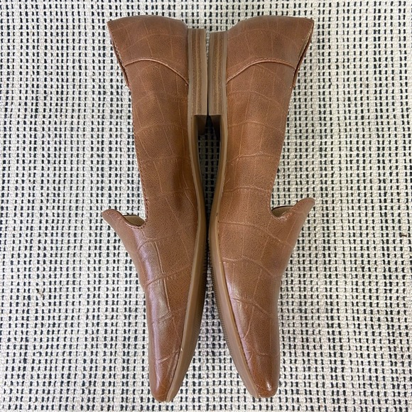 Naturalizer Brown Faux Croc Square Toe Loafers Size 7M Capsule Minimalist Preppy - Picture 7 of 8